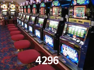 Desvendando o Mundo dos Jogos Virtuais na 4296